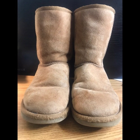Ugg boots size 6😍 - Picture 1 of 7
